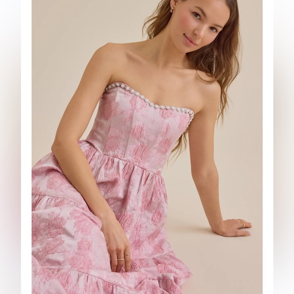 Altar'd State Dresses & Skirts - NWOT Altard State Skye Maxi Formal Dress
